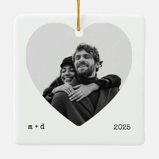Heart Cutout Photo Ornament – Minimal B&W セラミックオーナメント (裏面)