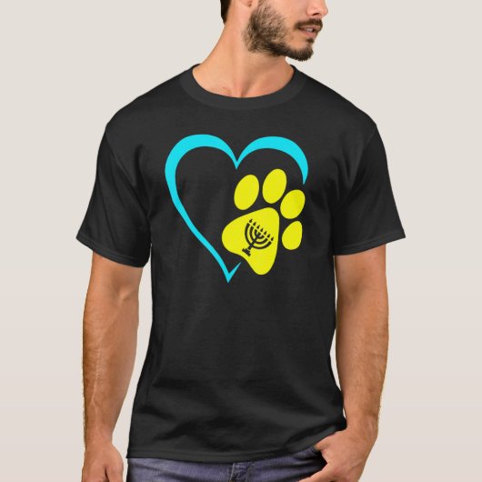 Heart Dog Paw Print Menorah Hanukkah Chanukah Jewi Tシャツ (正面)