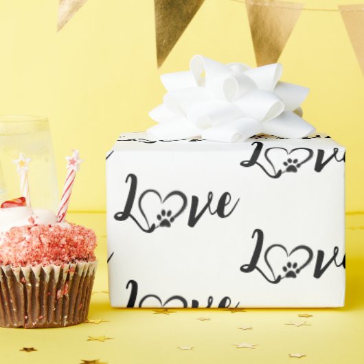 Heart Dog Paw Print With Love Text ラッピングペーパー (誕生日パーティー)
