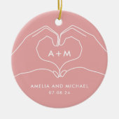 Heart Hands Couple Engagement Newlywed セラミックオーナメント (正面)