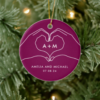 Heart Hands Couple Engagement Newlywed セラミックオーナメント