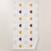 Heart Pattern with Orange & Brown Hearts ビーチタオル (正面)