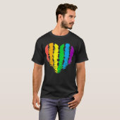 Heart  Rainbow Colors  Minimalistic Pocket Design  Tシャツ (正面フル)