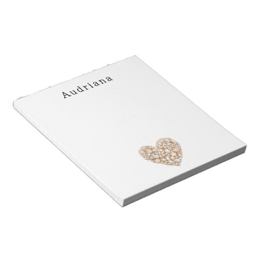 Heart Shape Sea Shells Ocean Beach Personalized ノートパッド (アングル)