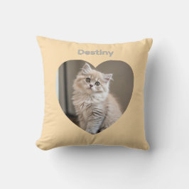 Heart-Shaped Cat Design クッション