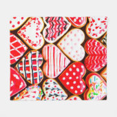 Heart shaped cookies icing for Valentine's day del フリースブランケット (正面(横))