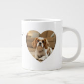 Heart-Shaped Dog Design – “Happiness on Four Paws” ジャンボコーヒーマグカップ (右)