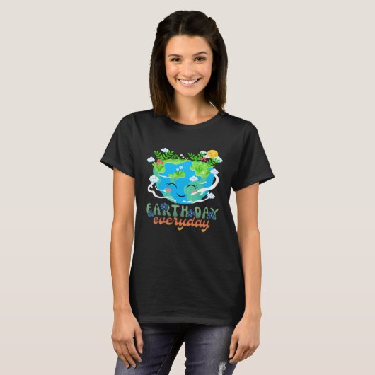 Heart Shaped Earth Day Everyday Bees World Environ Tシャツ (正面フル)