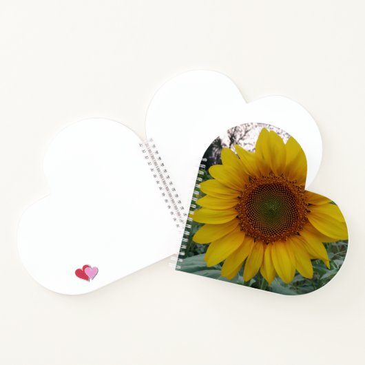 Heart Shaped Notebook with Bright Sunflower Cover ノートブック (内部)