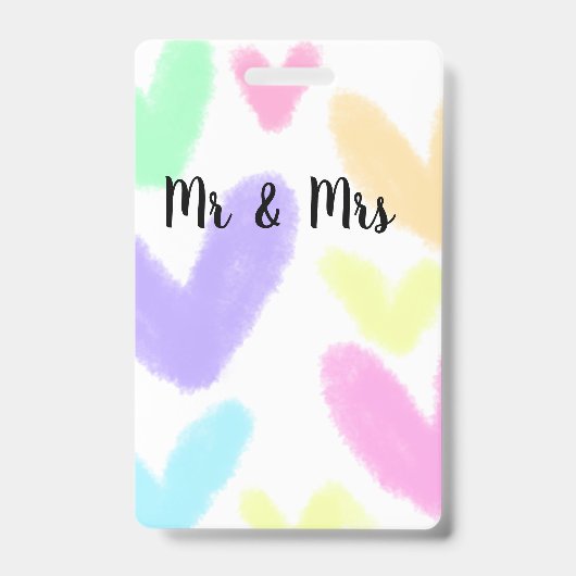 Heart simple minimal text style wedding Mr & mrs c バッジ (正面)