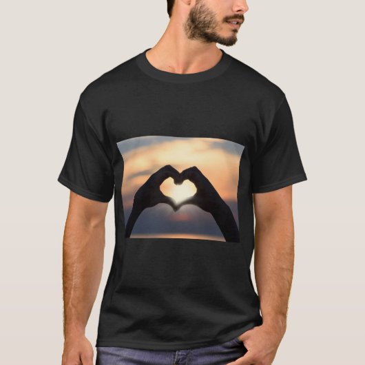 Heart – Symbol of Love and Emotion T-Shirt Tシャツ (正面)