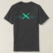 HEARTBEAT BAKING COOL FUNNY BAKER ECG GIFT IDEA Tシャツ (デザイン正面)