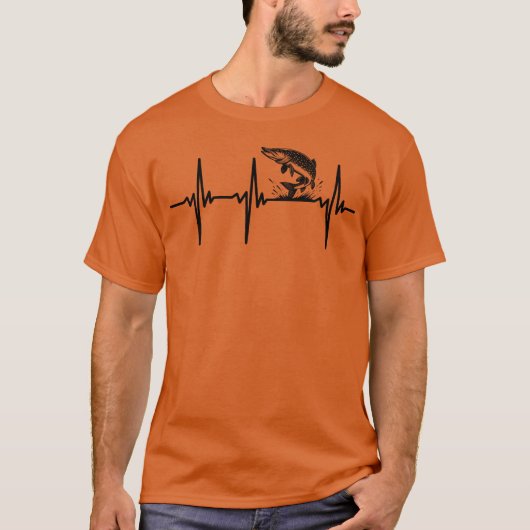 Heartbeat For Pikefish And Predator Sport Fishing  Tシャツ (正面)