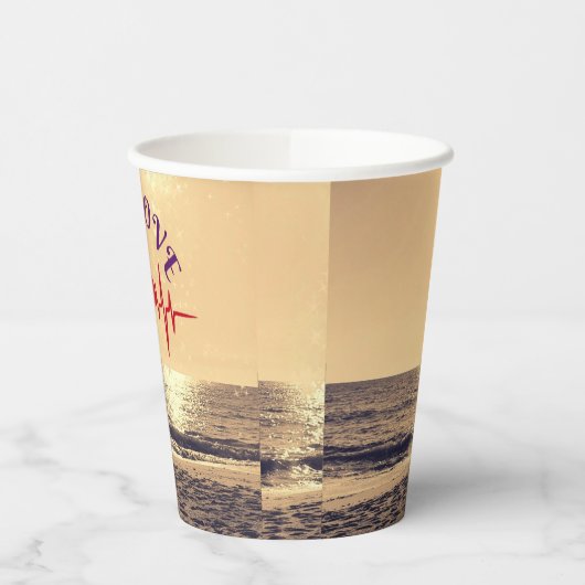 Heartbeat Love – Minimalist Romantic Design 紙コップ (左)
