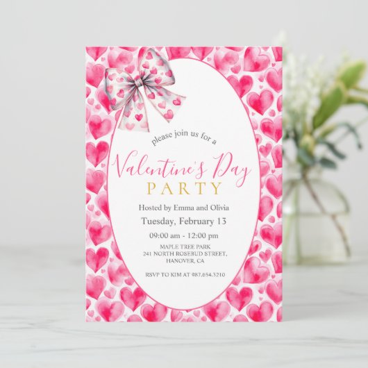 Hearts and Bow Valentine’s Day Party Invitation 招待状 (スタンド正面)