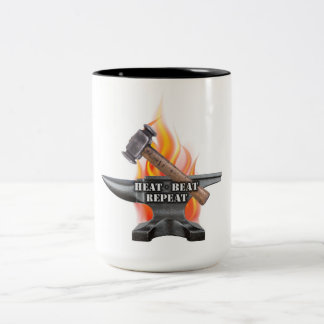 Heat、ビート、Repeat Blacksmithing Mug ツートーンマグカップ