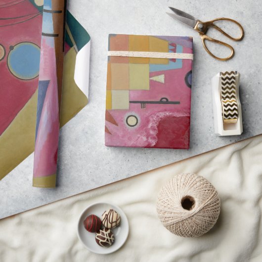 Heavy Red by Wassily Kandinsky ラッピングペーパー (クラフト)