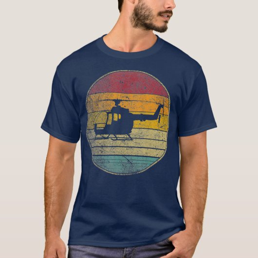 Helicopter Flying Pilot Vintage Distressed Retro Tシャツ (正面)