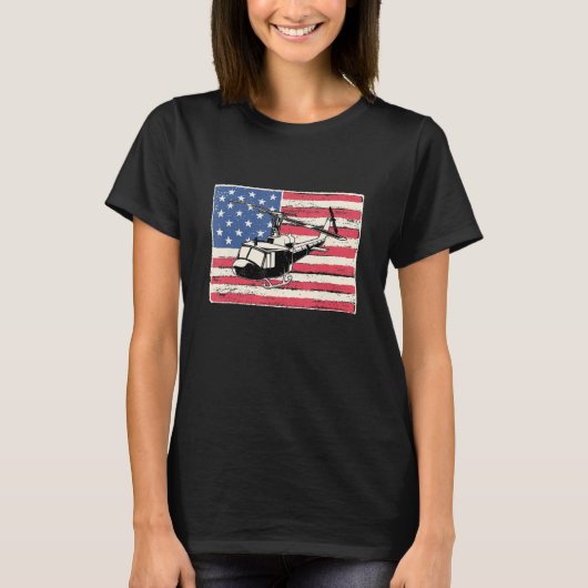 Helicopter pilot for men gift american flag patrio tシャツ (正面)