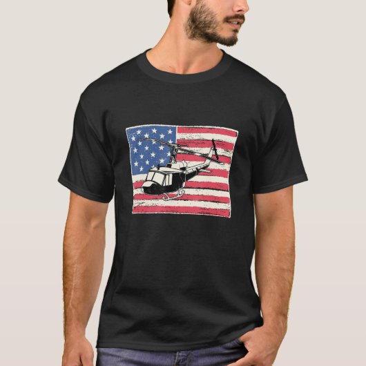Helicopter pilot for men gift american flag patrio tシャツ (正面)