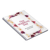 Hellebore Floral Burgundy Wedding Planner ノートブック (右側)