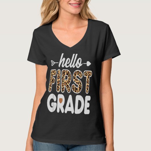 Hello 1年生Leopardプリント1年生先生 Tシャツ (正面)