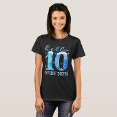 Hello 10 Double Digits Snowflakes Winter Christmas Tシャツ (正面フル)