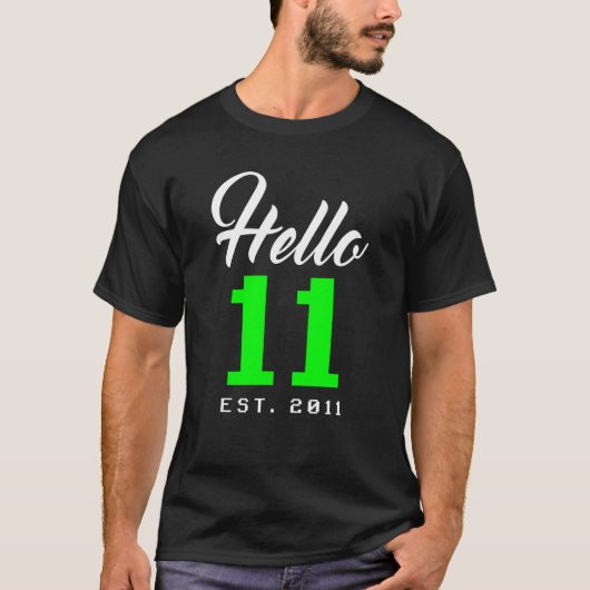 Hello 11 Eleven Est 2012 11歳の10代の若者 Tシャツ (正面)