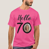 Hello 70カスタムフォト70誕生日ダークユニセックス tシャツ (正面)