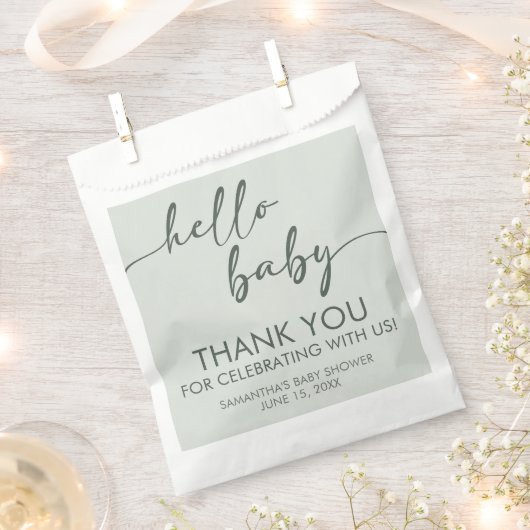 Hello Baby Minimalist Baby Shower フェイバーバッグ (クリップ留めされた状態)