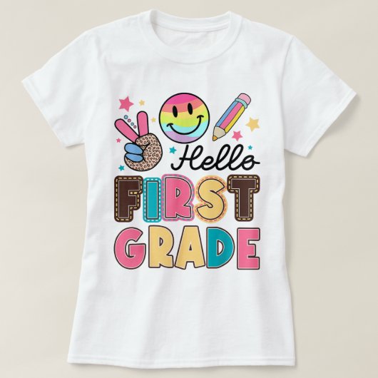Hello First Grade Teacher Coquette Pencil Bow Tシャツ (デザイン正面)
