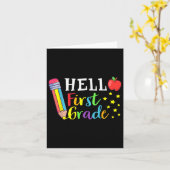 Hello First Grade Teacher Student Back To School 1 カード (黄色い花)