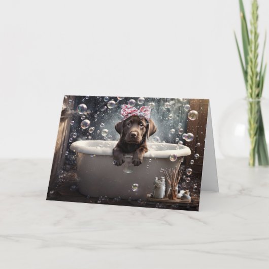 Hello Hi Cute Chocolate Lab Puppy in a Bath カード (正面)