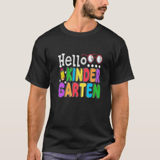 Hello Kindergarten Cute Back To School First Day O Tシャツ