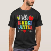 Hello Kindergarten Team Kindergarten Back To Schoo Tシャツ (正面)