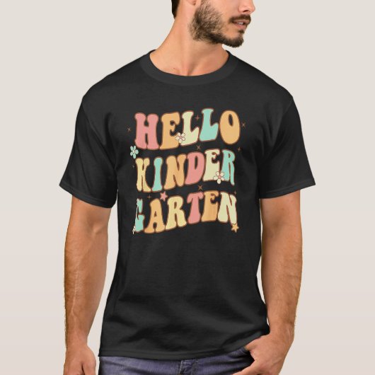 Hello Kindergarten Vibes Groovy Retro 1st Day Of S Tシャツ (正面)
