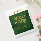 Hello Retro Green and Gold 50th Birthday Party  フェイバーバッグ (封をした状態)