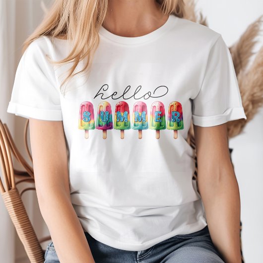 「Hello Summer」アイスカラフルクリームポップ・アートの Tシャツ