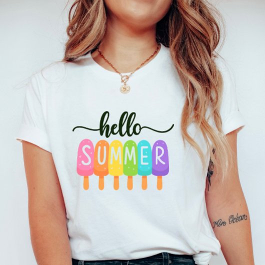 Hello Summer Rainbow ; Fun Colorful Vacation Tシャツ