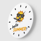 Hello Summer Sun with Sunglasses ラージ壁時計 (傾斜)