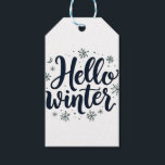Hello Winter Christmas Snowflake Winter Season ギフトタグ<br><div class="desc">Hello winter，冬のタイポグラフィ，雪片デザイン，冬の恋人，冬の季節，冬の挨拶，居心地の良い冬，フェスティバルの雪片，クリスマスのデザイン，冬の精神</div>