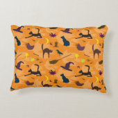 Hello Witch – シームレスなハロウィーンパターン。 アクセントクッション (裏面)