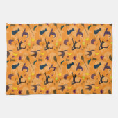 Hello Witch – シームレスなハロウィーンパターン。 キッチンタオル (横)