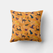 Hello Witch – シームレスなハロウィーンパターン。 クッション (裏面)