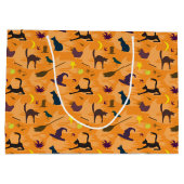 Hello Witch – シームレスなハロウィーンパターン。 ラージペーパーバッグ (裏面)