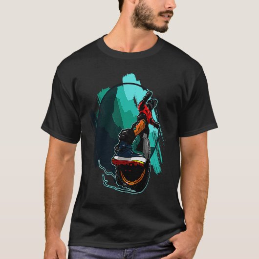 Helmet Stuntman on Unicycle Tシャツ (正面)