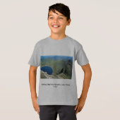 Helvellynの湖地区、Englaからの大またに歩く端 Tシャツ (正面フル)