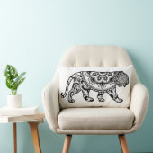 Henna Pattern Lion Art Black and White ランバークッション (椅子)