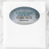 Henry David Thoreau感動的引用文「参照」 楕円形シール (バッグ)