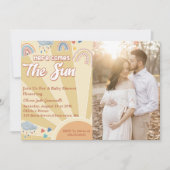 Here 来 The Sun Baby Shower Rainbow写真 招待状 (正面)